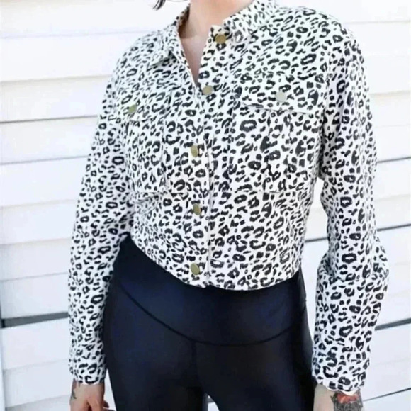 Leopard Print Cropped Denim Jacket White & Black - Picture 4 of 5